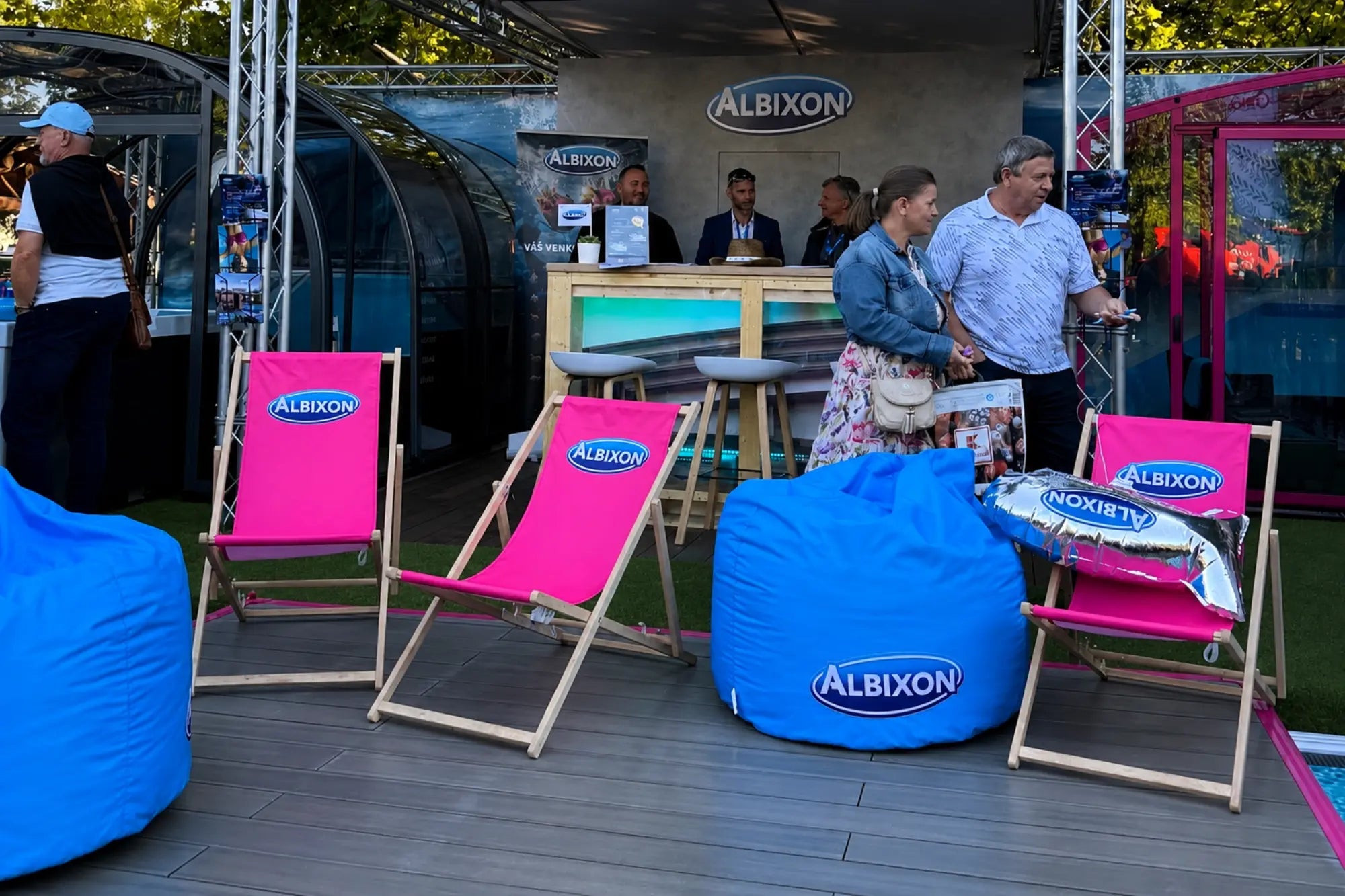 ALBIXON - reklamní lehátka a sedací vaky M a XL